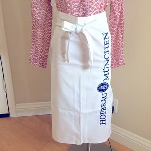 Hofbrau Munchen Chef Bartenders Apron NWOT White blue embroidery Cotton